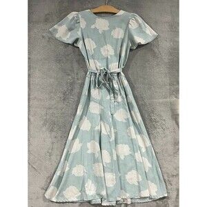 Elegant Blue Floral Dress